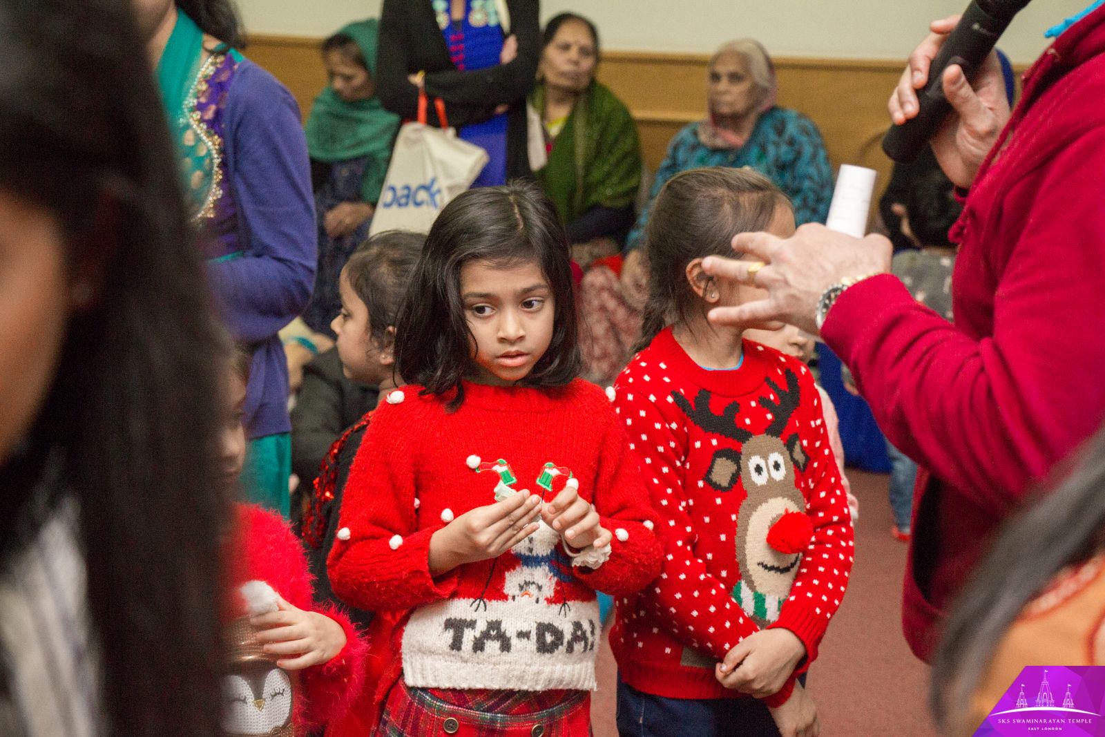 ©1987-2017 SKS Swaminarayan Temple East London